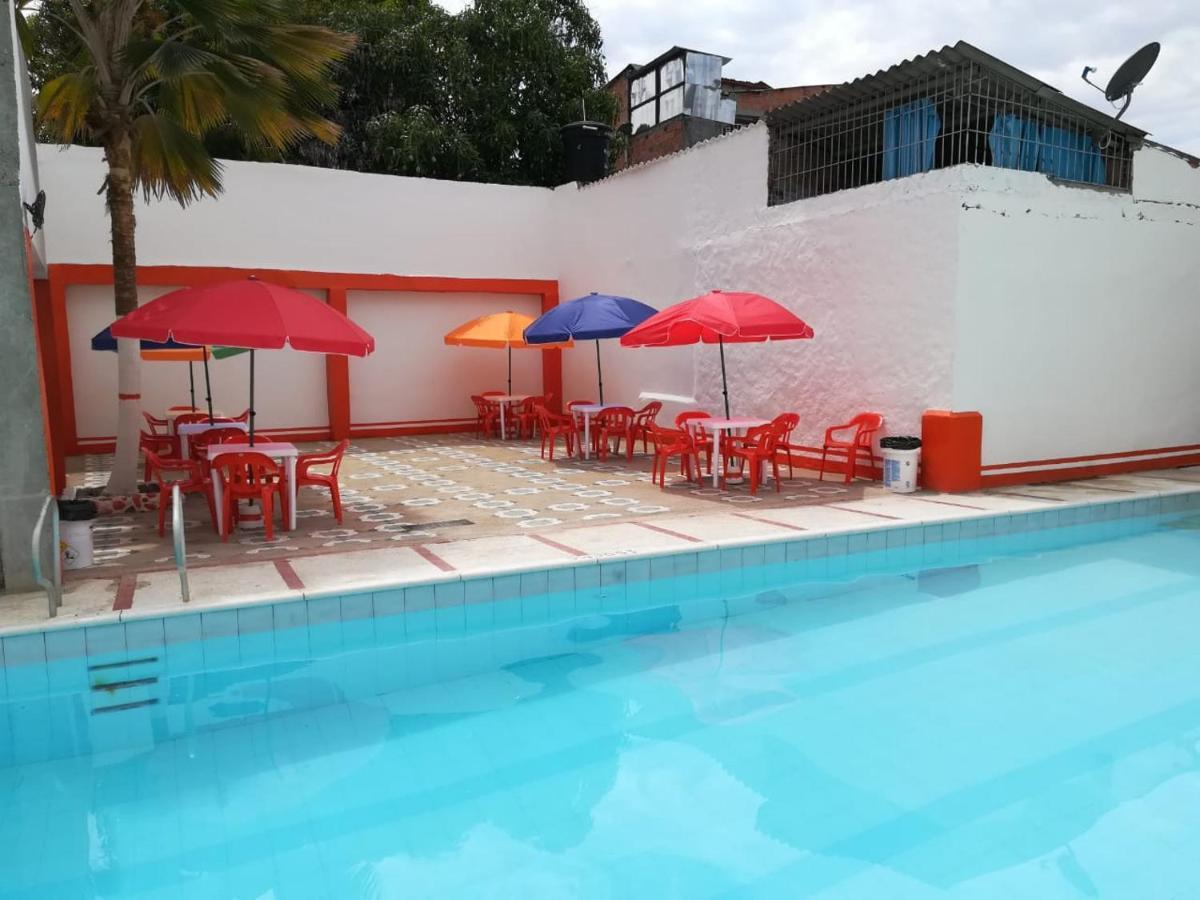 Hotel Los Balcones Tocaima Exterior photo