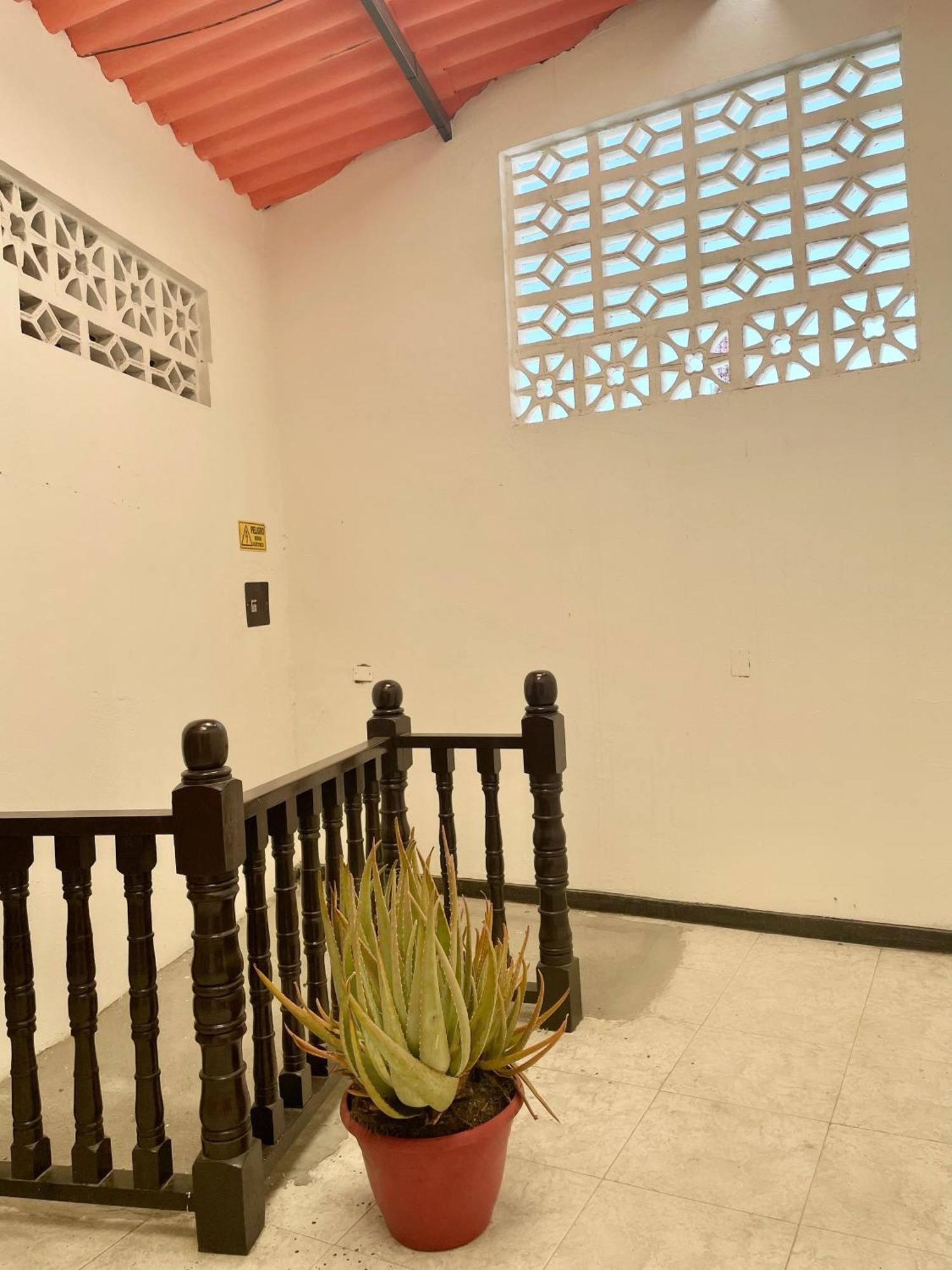 Hotel Los Balcones Tocaima Exterior photo