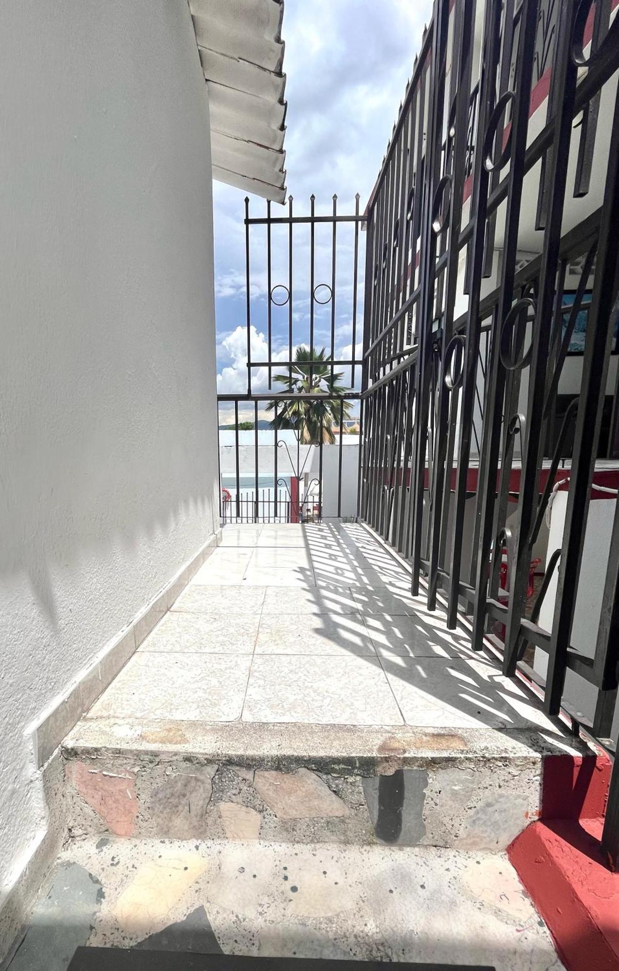 Hotel Los Balcones Tocaima Exterior photo