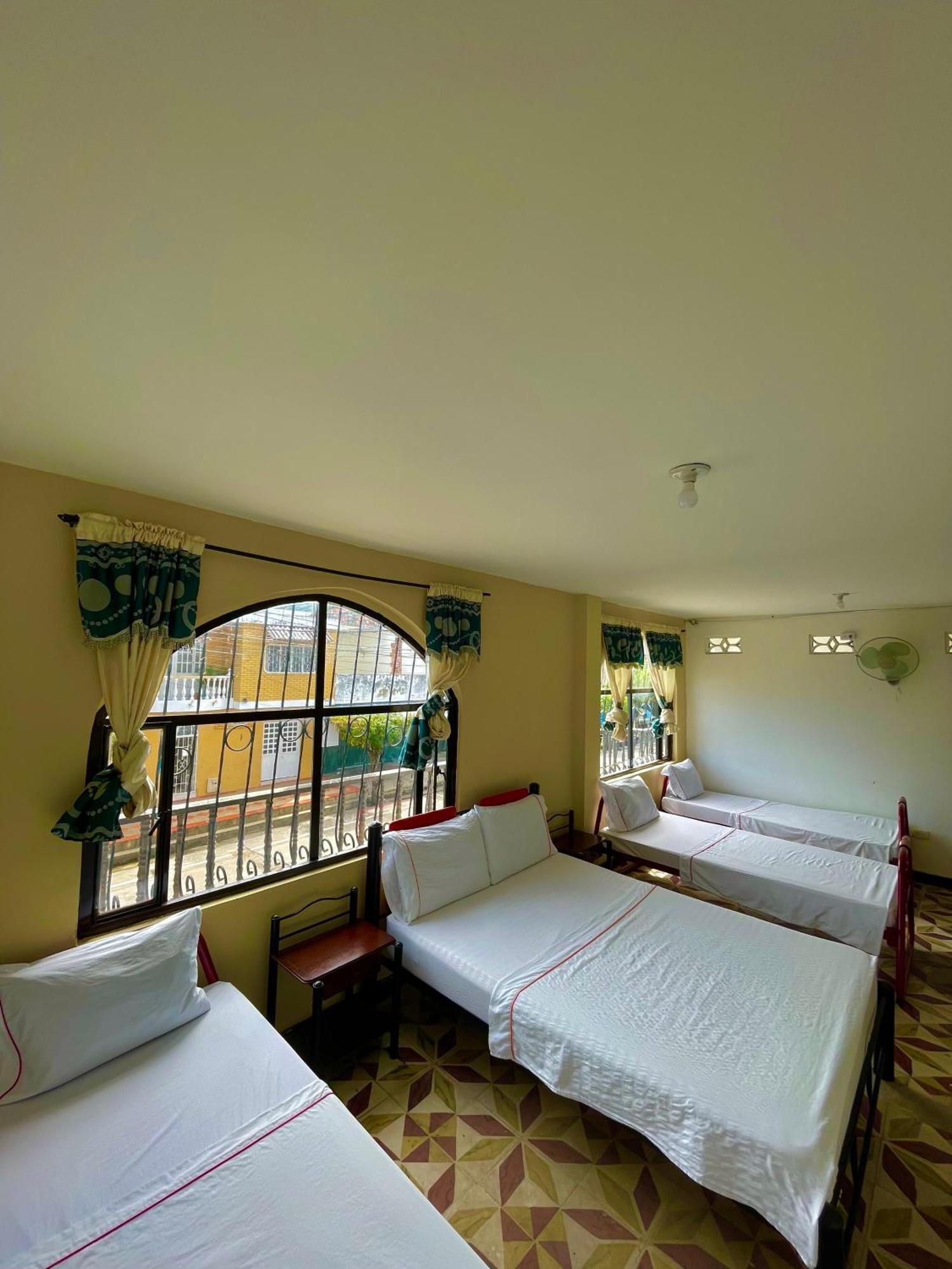 Hotel Los Balcones Tocaima Exterior photo