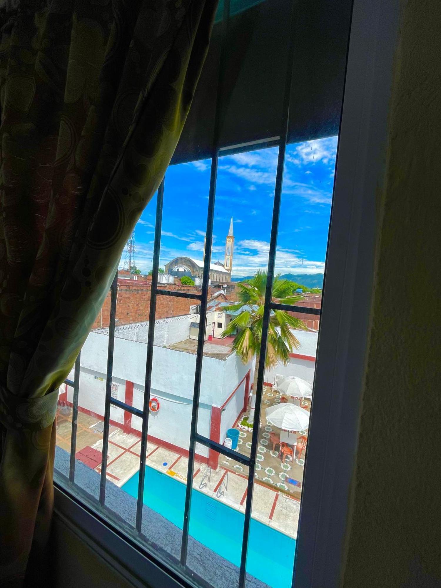 Hotel Los Balcones Tocaima Exterior photo