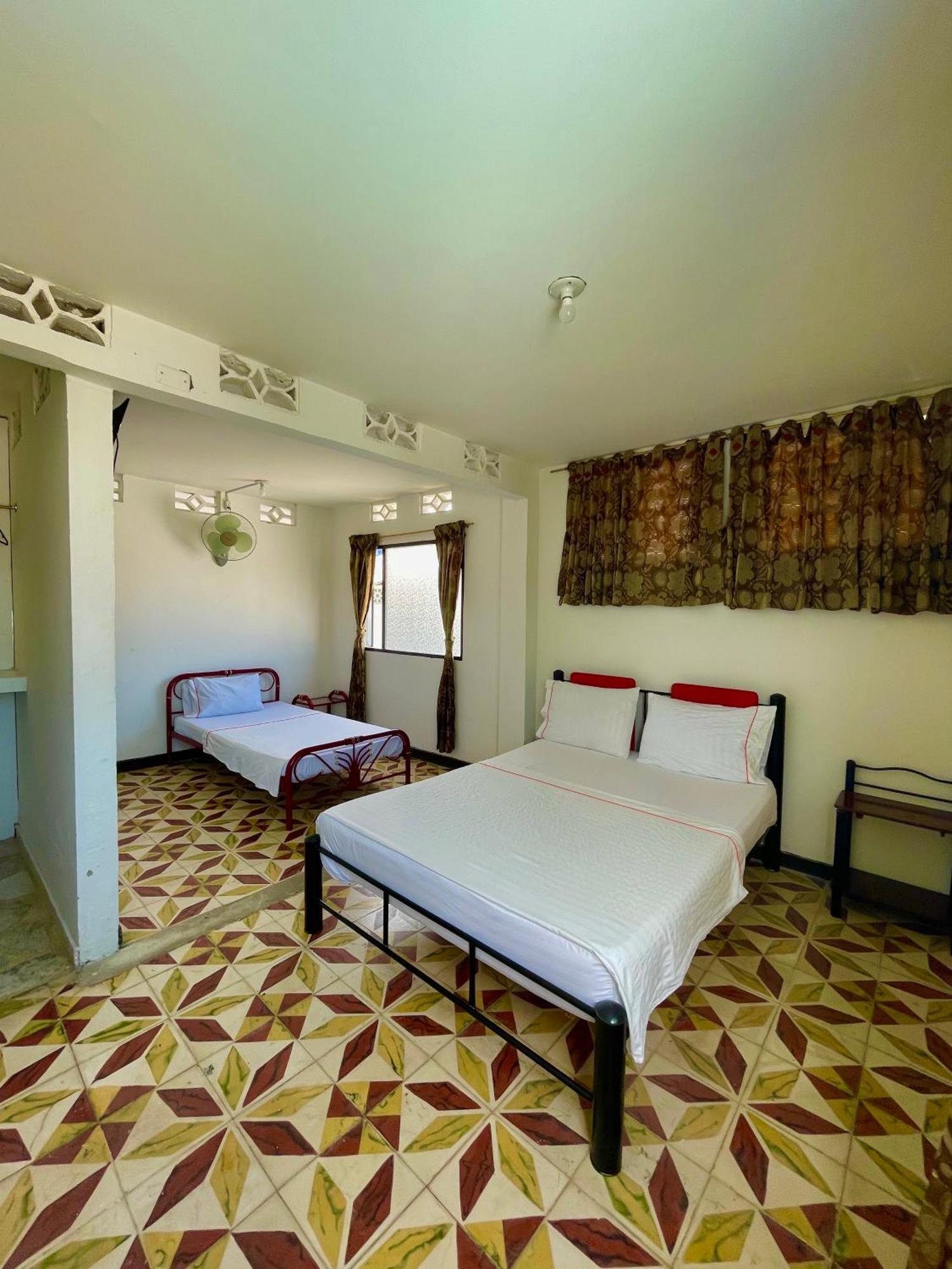 Hotel Los Balcones Tocaima Exterior photo