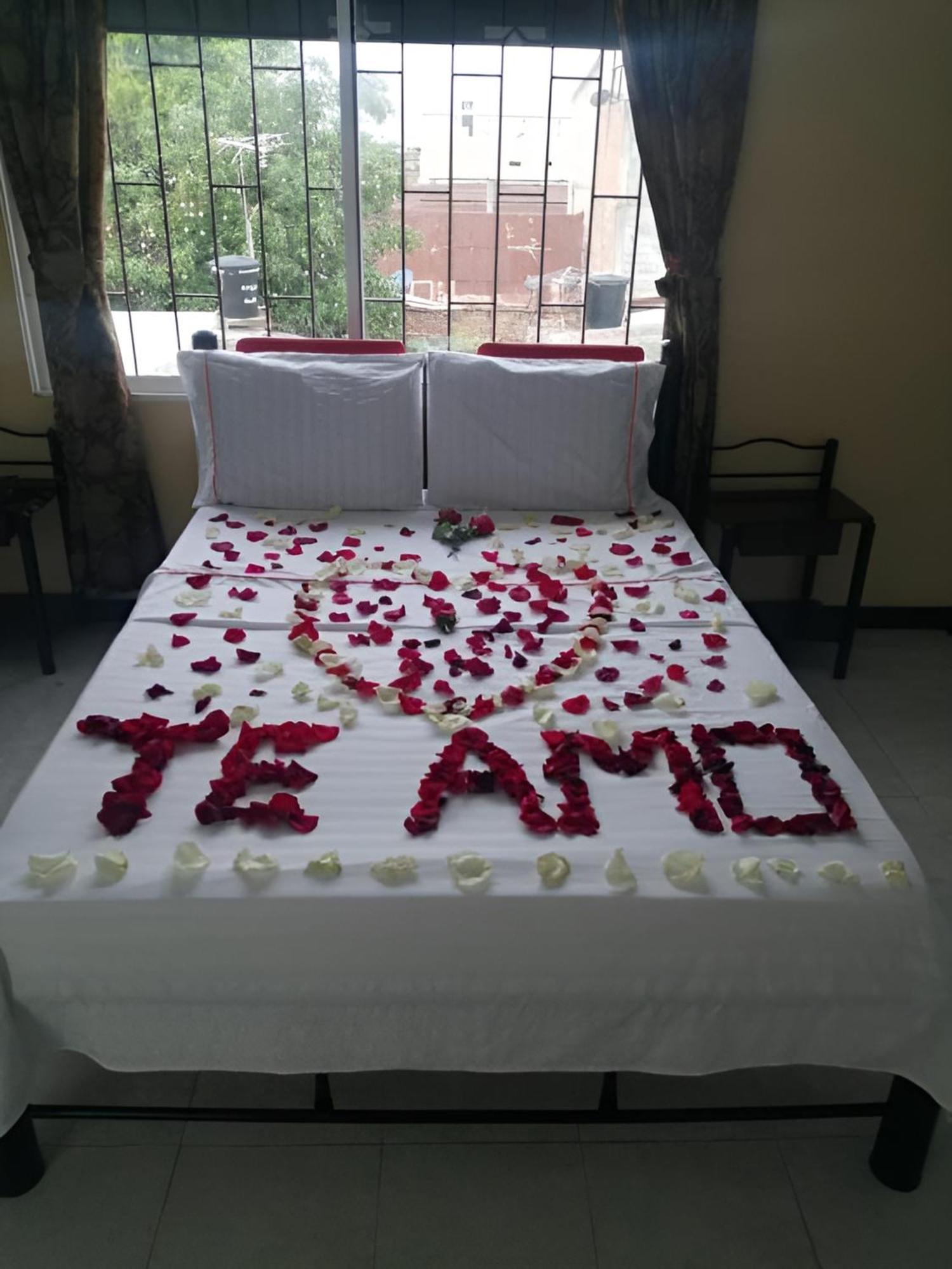 Hotel Los Balcones Tocaima Exterior photo