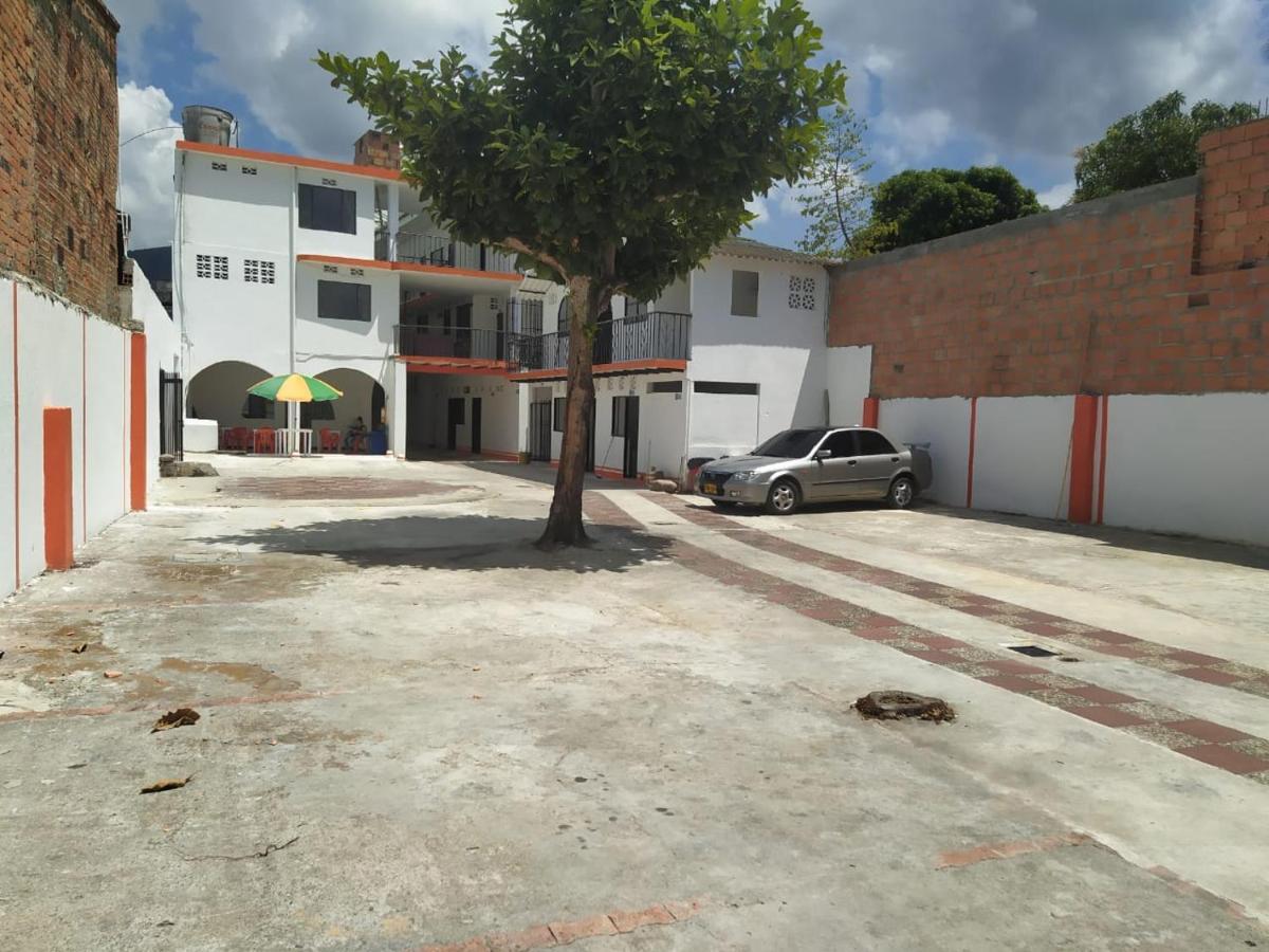 Hotel Los Balcones Tocaima Exterior photo